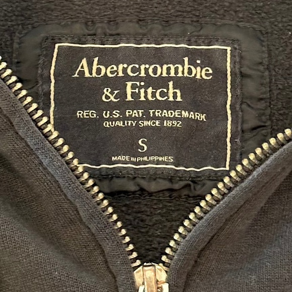 Abercrombie & Fitch Zip-up Hooded Sweatshirt - Small - Picture 5 of 13